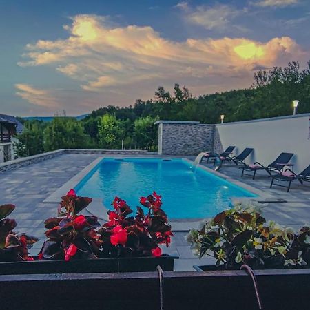 Holiday Home Emir Racic Luaran gambar