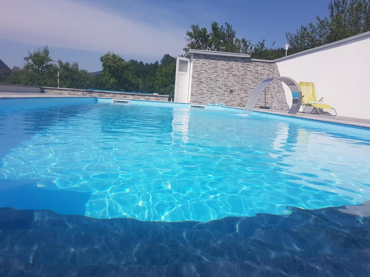 Holiday Home Emir Racic Luaran gambar